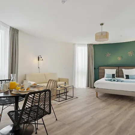 Le Grand Aparthotel 3*
