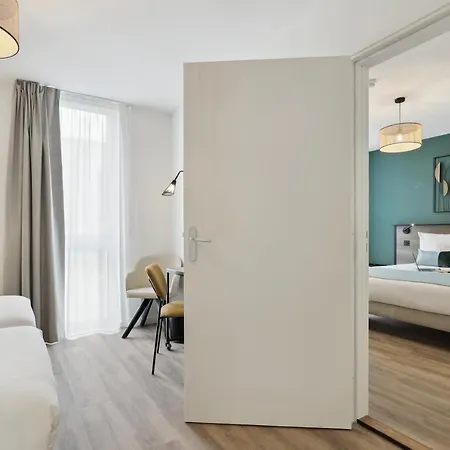 Aparthotel Le Grand Noisy-le-Grand